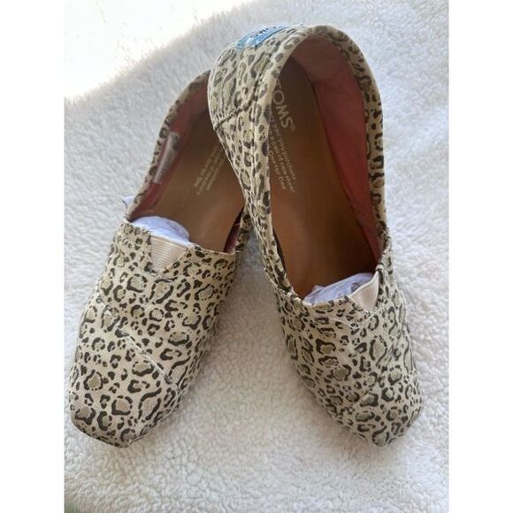 Toms Shoes Flats Sandals Leopard Gold Women’s 7.5 - Picture 1 of 11